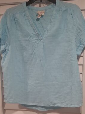St. John's Bay Light Blue V-Neck Short Sleeve Blouse